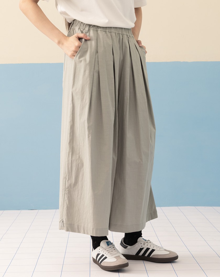 ➤抽繩褲腳打褶八分寬褲(三色)