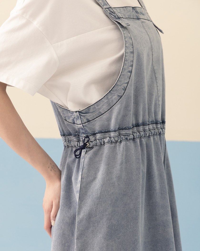 ➤水洗牛仔抽繩吊帶裙(兩色)