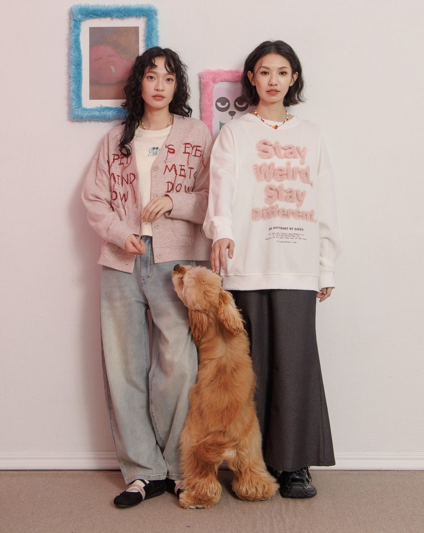 毛茸茸立體感印花寬鬆大學T(兩色)