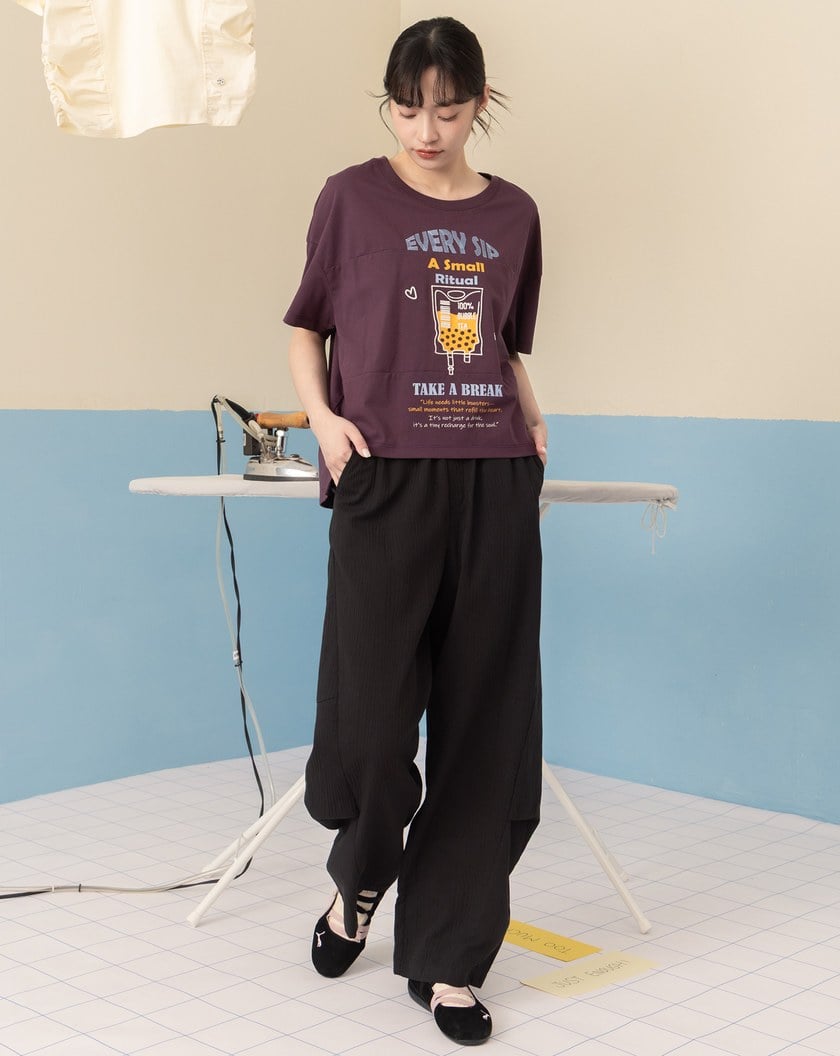 珍奶補給繡花剪接涼感T恤(兩色)