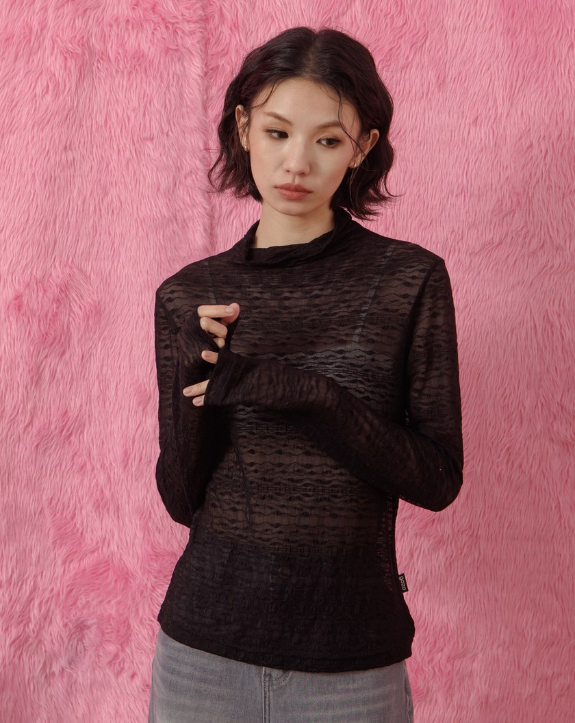 透膚蕾絲内搭長袖上衣(兩色)