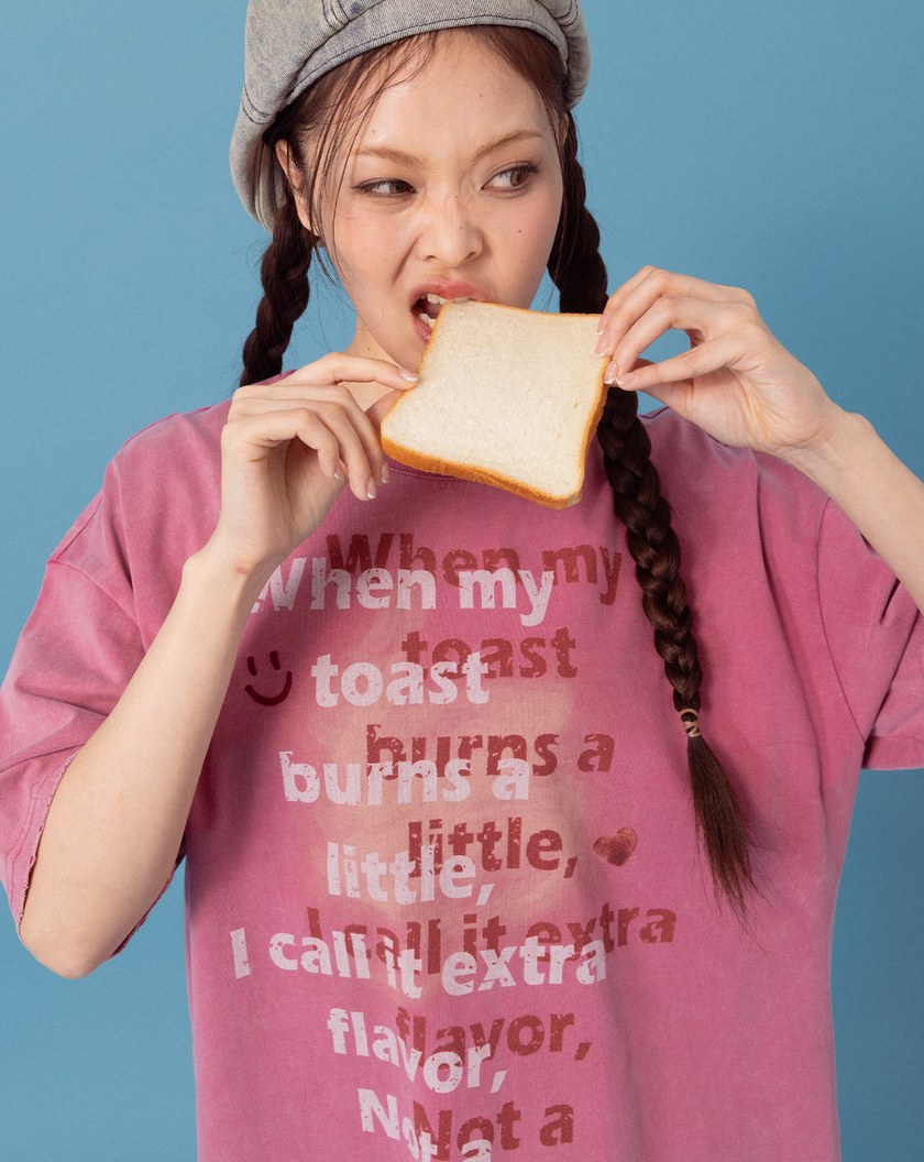 A｜烤吐司趣味噴印寬鬆T恤(兩色)