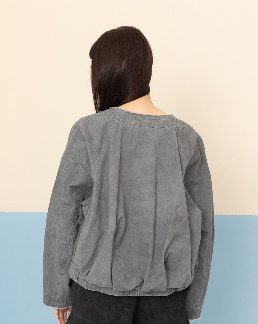 水洗鬚邊蓬蓬下擺外套(兩色)