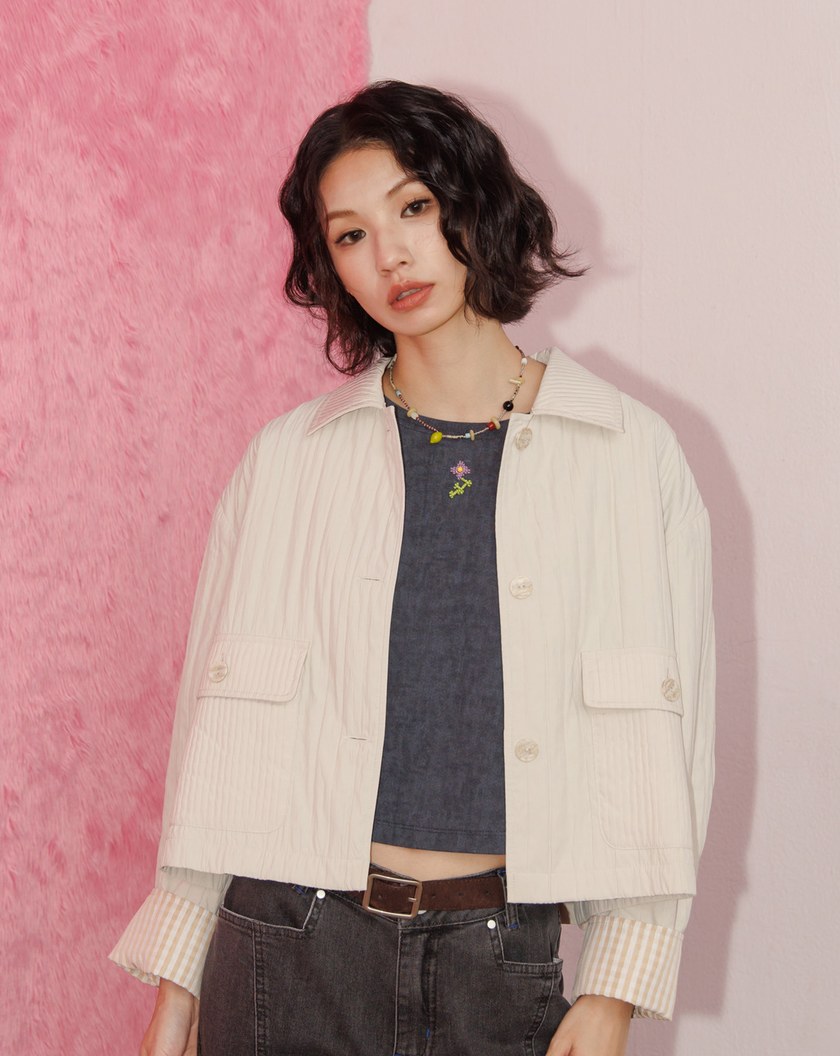 A｜啞光立體紋理格紋反褶袖外套(兩色)