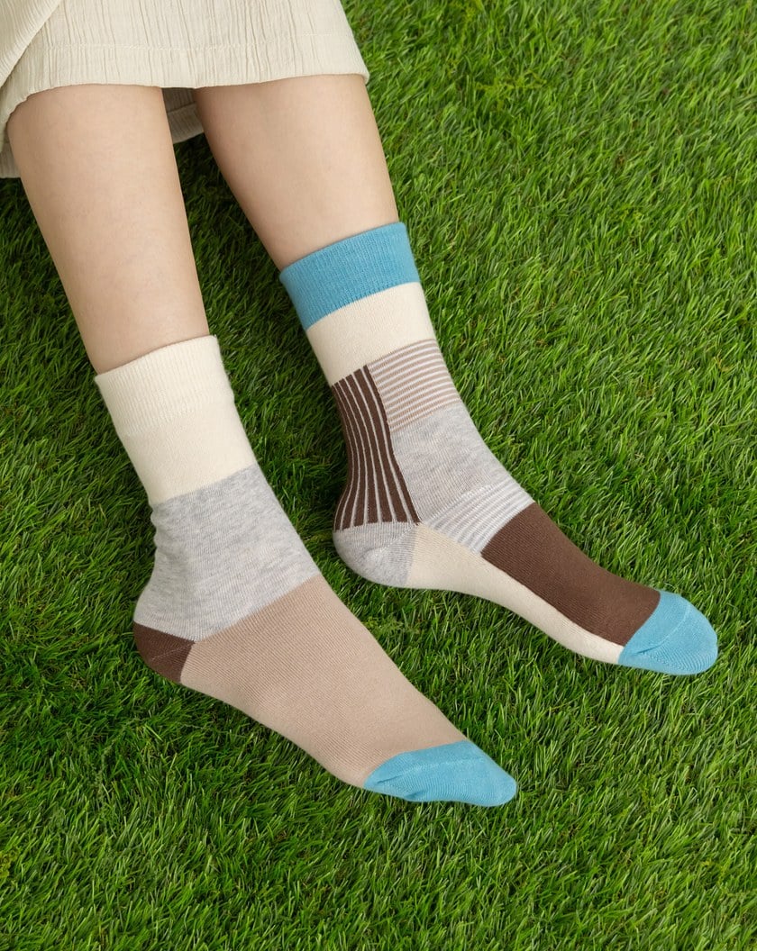 趣味色塊不對稱長襪(兩色)