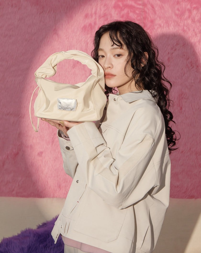 (預購)【新年限定】荷包滿滿抽繩手提包(兩色)