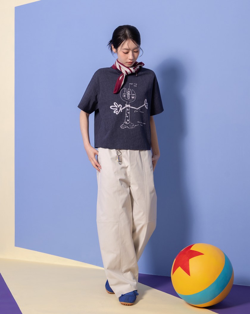 PIXAR系列 叉奇手稿繡花落肩短版T恤