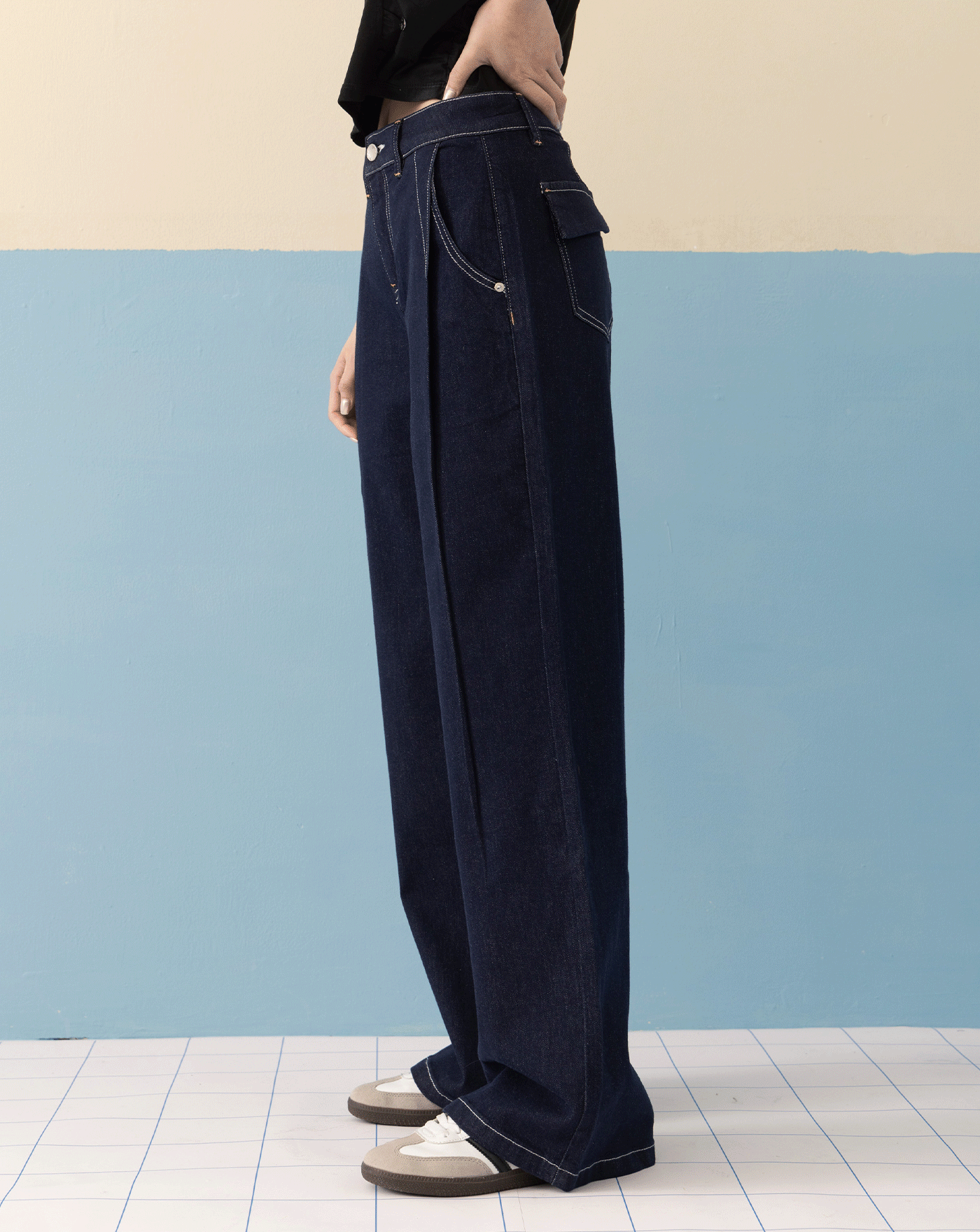 ◢3.0 零著感Q彈打褶牛仔寬褲(深藍)