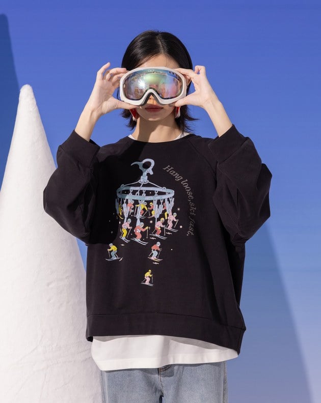 ➤發熱曬衣夾造型滑雪纜車印花大學T(兩色)