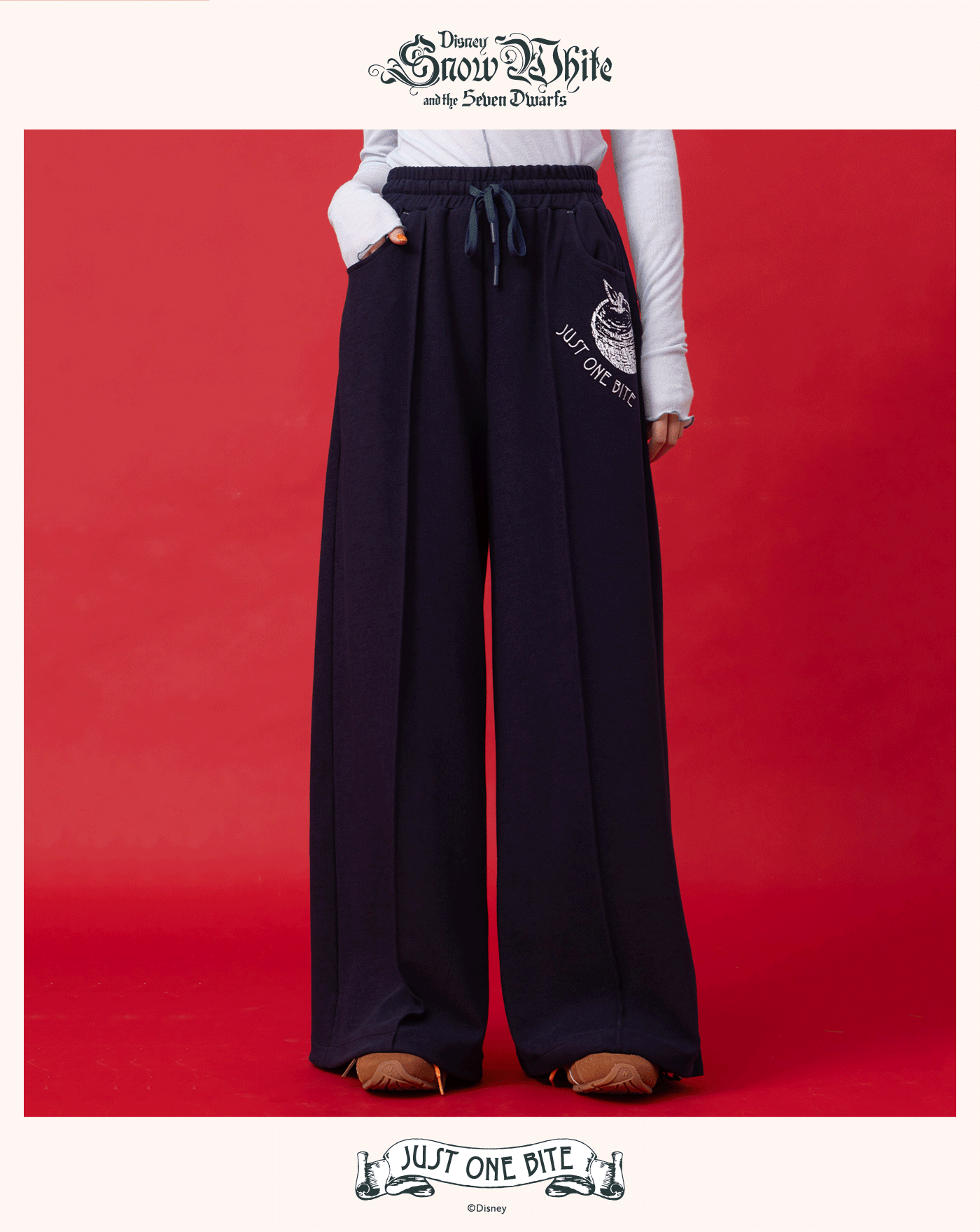迪士尼系列 just one bite寬直筒可束口長褲(兩色)