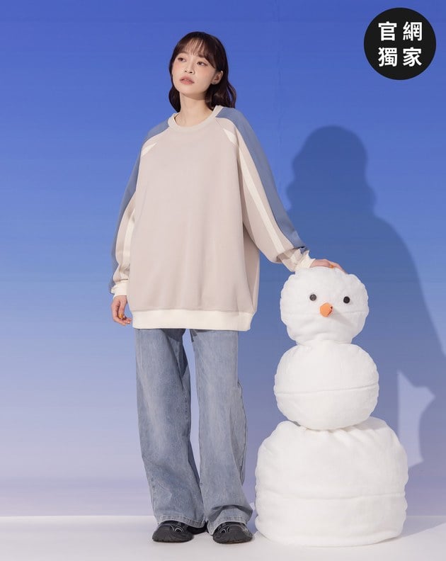 ➤運動風條紋織帶拼接大學T(兩色)