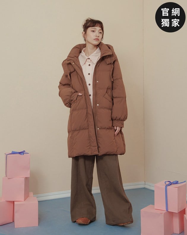 ➤造型拉鍊裝飾連帽長版羽絨外套(兩色)