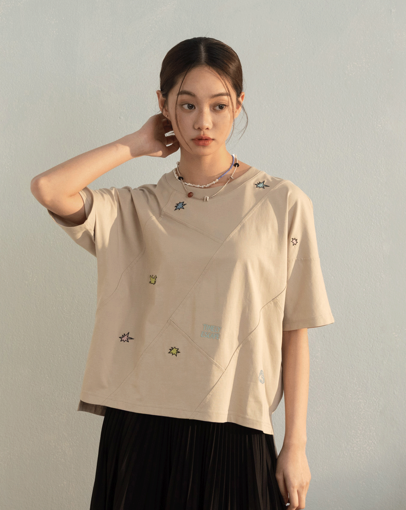 任意門繡花連袖涼感T恤(兩色)