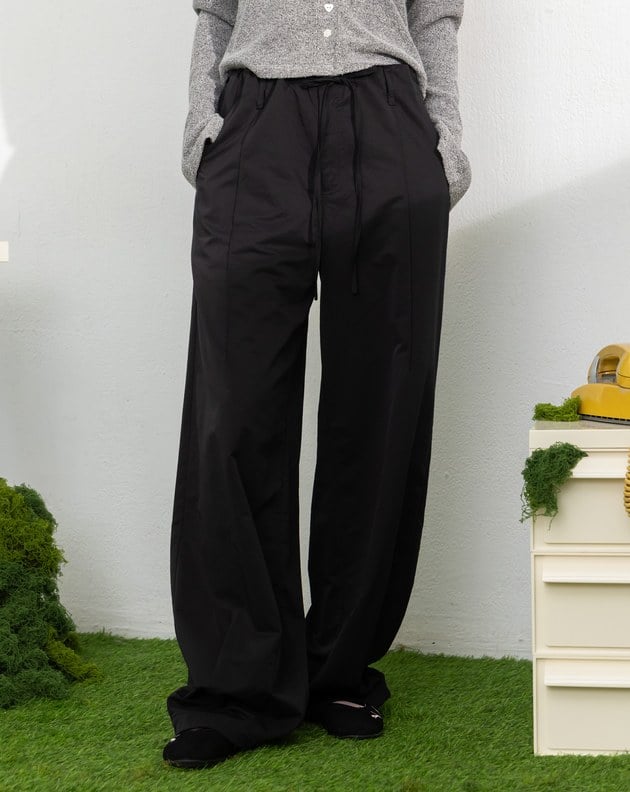 涼感天絲立體縮口繭型寬褲(兩色)