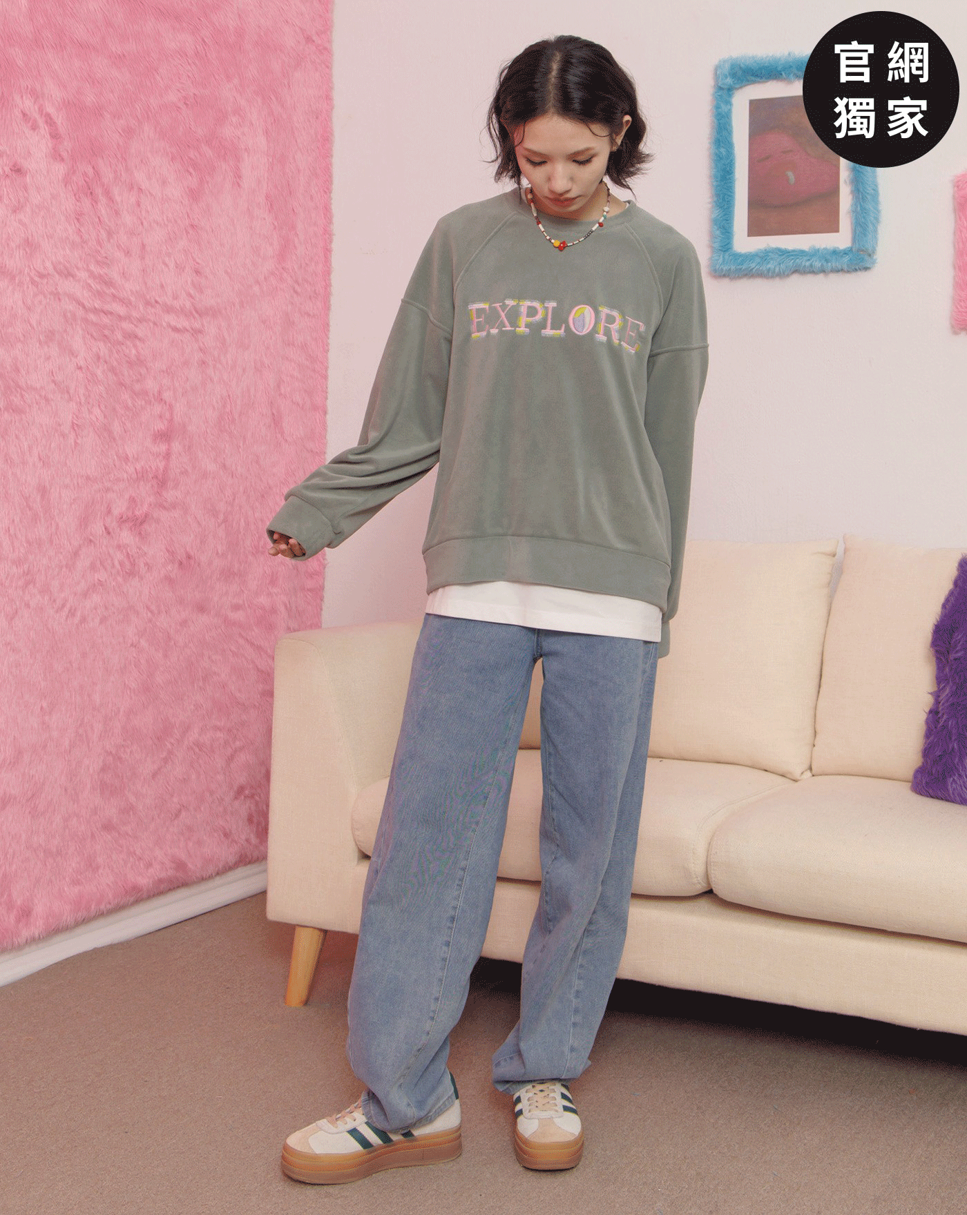 ➤斜剪接鬚邊腰頭牛仔褲