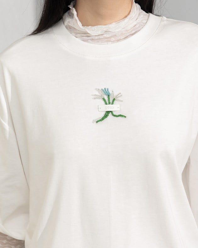 縫珠花束造型金屬絲T恤(兩色)