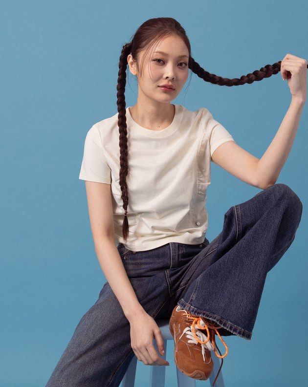 A｜天絲抽皺腰線修身T恤(兩色)