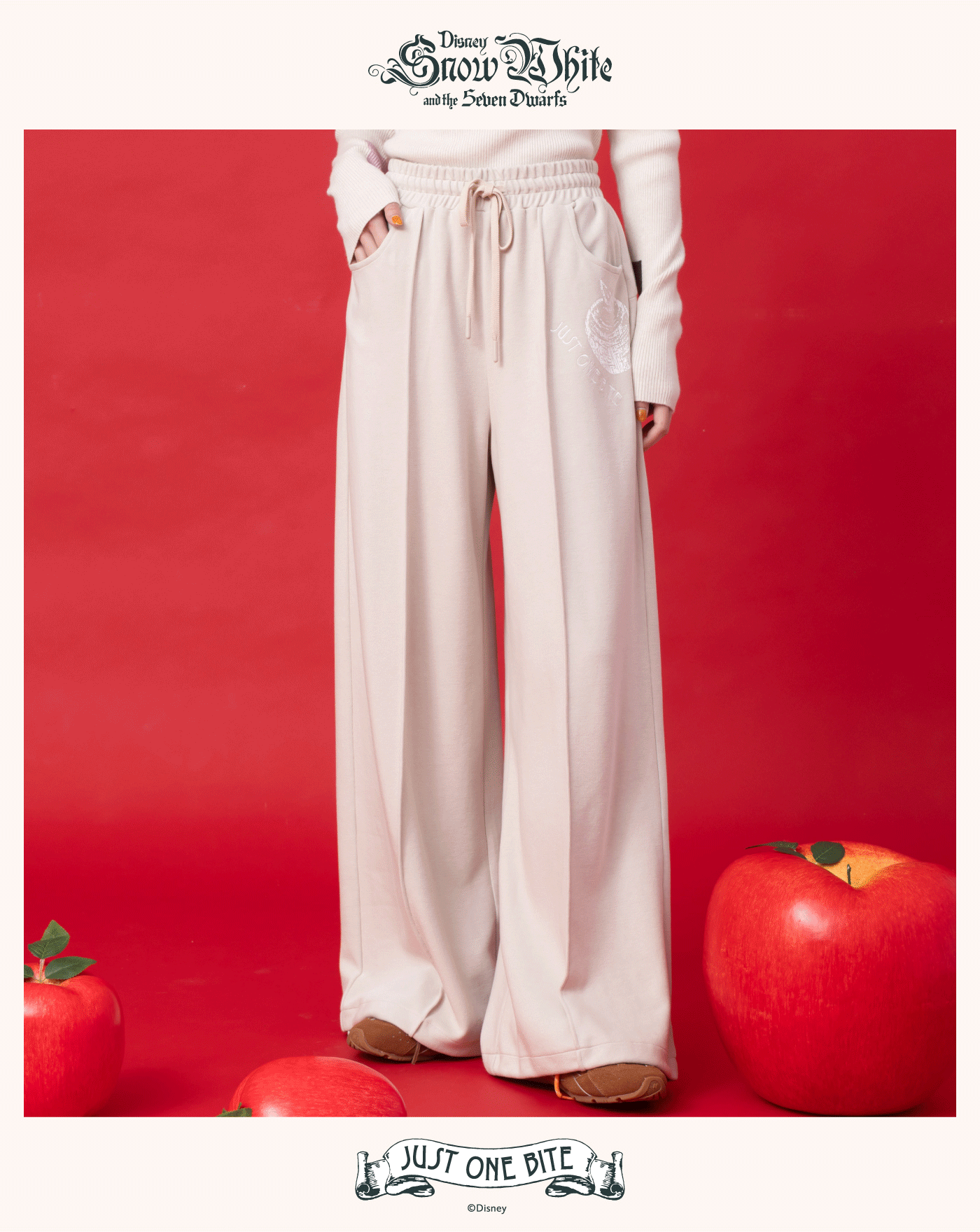 迪士尼系列 just one bite寬直筒可束口長褲(兩色)