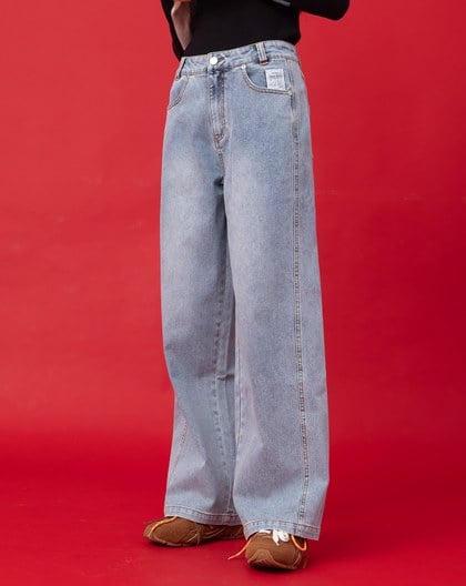 迪士尼系列 萬事通繡花直筒顯瘦牛仔褲(兩色)