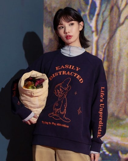 迪士尼系列 糊塗蛋發呆磨毛寬鬆大學T(網路獨家色)