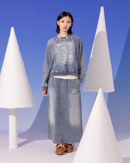 線條圖案印花水洗牛仔大學T