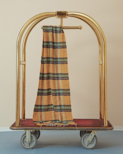 格子毛呢造型流蘇圍巾(三色)