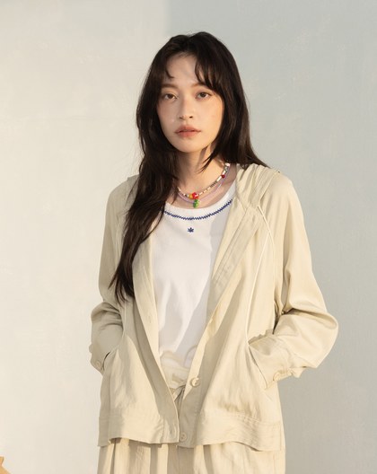 ➤涼感弧線造型口袋連帽外套(兩色)