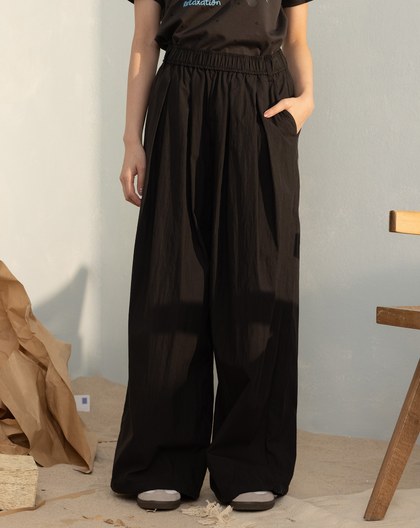 口袋框車線透氣鬆緊打褶寬褲(兩色)