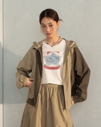 輕盈透氣配色遮陽連帽外套(兩色)