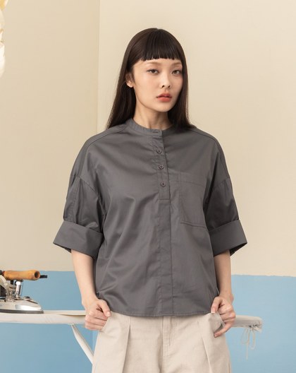 法式翻袖半開襟短袖襯衫(兩色)