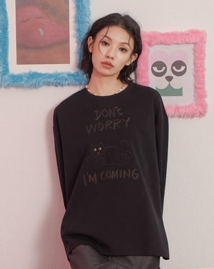 躲貓貓貼布繡長袖T恤(兩色)