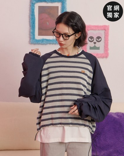 ➤條紋拼接造型袖抽繩大學T(兩色)