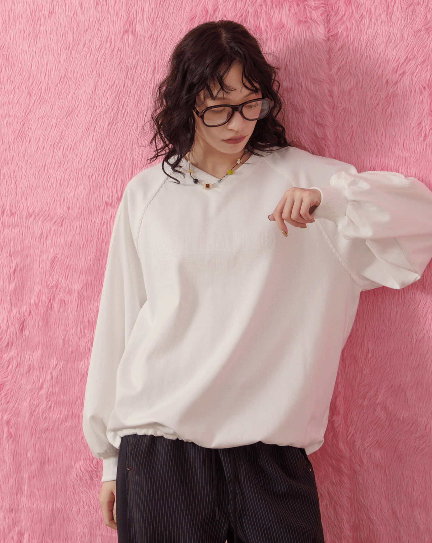 蕾絲滾邊V領抽繩大學T(兩色)