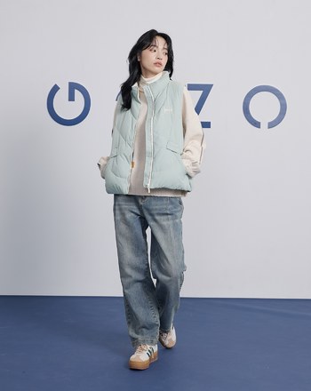 ➤刺繡配色壓紋立領羽絨背心(三色)