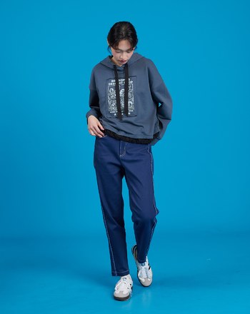 五星好評皺皺下襬貼布帽T(兩色)