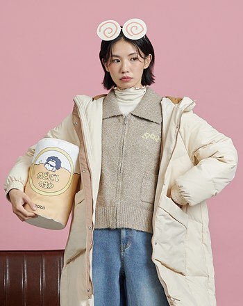 仿浣熊毛翻領字母配色毛衣外套(兩色)
