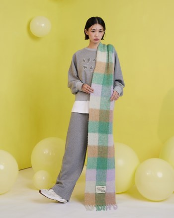 彩虹格子羊毛流蘇圍巾(兩色)