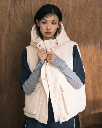 ➤大口袋立體廓型連帽羽絨背心(兩色)