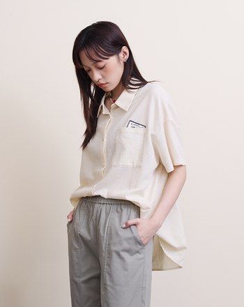 復古趣味設計不對稱下擺條紋短袖襯衫(兩色)