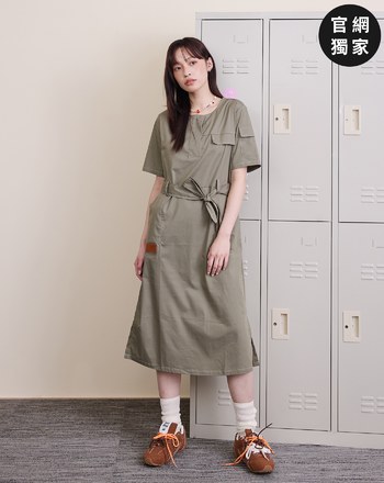 ➤配色壓線工裝風綁帶短袖洋裝(兩色)