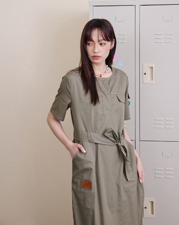 ➤配色壓線工裝風綁帶短袖洋裝(兩色)
