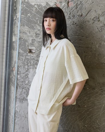 小蛋糕抓褶格紋抗皺短袖襯衫(兩色)