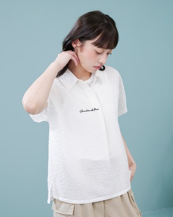 Sea you letter貝殼織紋天絲襯衫(兩色)