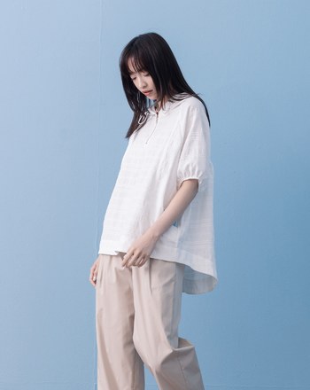 ➤特殊紋理拉鍊連帽上衣(兩色)