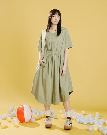 飄逸感鬆緊造型純棉洋裝(兩色)