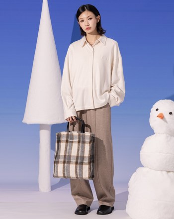 刺繡仿羊絨剪接長袖襯衫(兩色)