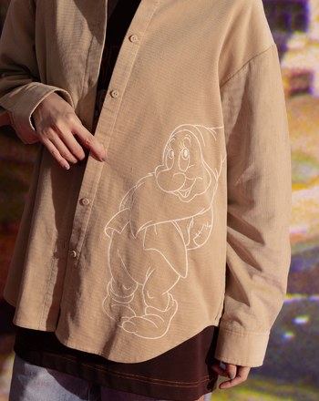 迪士尼系列 害羞鬼立體繡花條絨長袖襯衫(兩色)