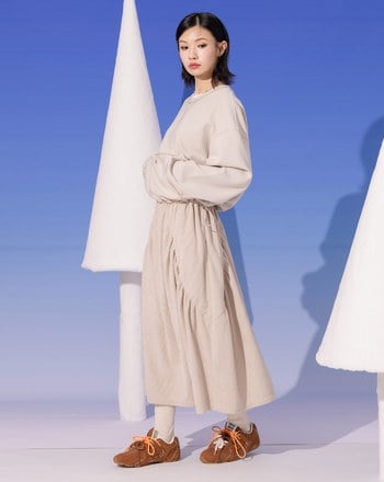 假兩件異材質拼接密拷造型抽繩洋裝(兩色)