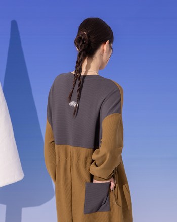 拼色立體織紋抽繩洋裝(兩色)