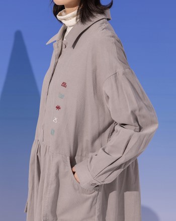 ➤洗滌小標半開襟條絨長袖洋裝(兩色)